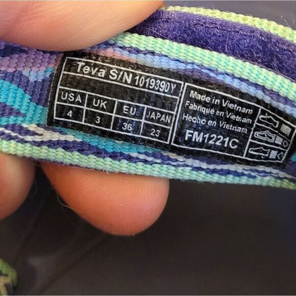 Teva Youth Purple Teal Hurricane XLT 2 Sandal Size US 4 - Picture 5 of 5
